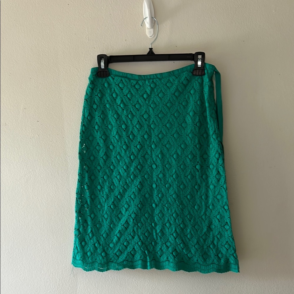 Max Studio Green Knee-Length Smocked Pencil Skirt